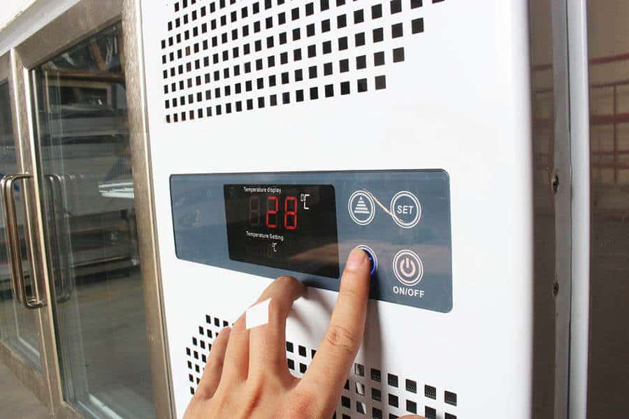 Bàn salad 1m8 cánh inox-1