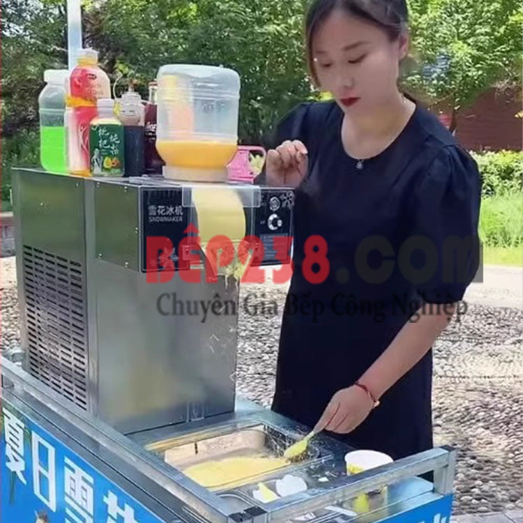 Xe đẩy kiot làm kem bông tuyết, Xe đẩy kiot làm kem bông tuyết &#8211; Xu hướng kinh doanh xe đẩy kiot mới trong mùa hè nắng nóng